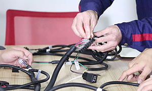 爬山車線束研發(fā)